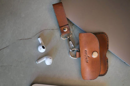 Earnest earbuds cover